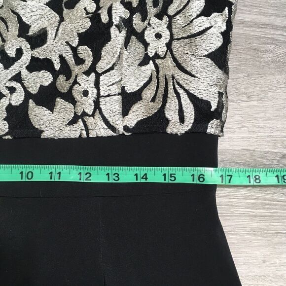 TAHARI EMBROIDERED CAP SLEEVE SHEATH DRESS 10P - Picture 9 of 12